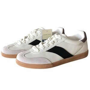 Universal Thread Spencer White Leather Sneakers Black Accent Memory Foam 8.5 New